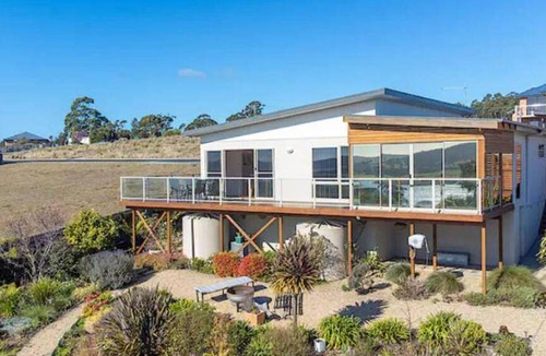 St Helens House | 170 m² House ∙ 3 bedrooms ∙ 8 guests