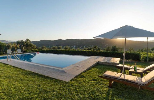 Darmarochori Resort | 170 m² Resort ∙ 3 bedrooms ∙ 6 guests
