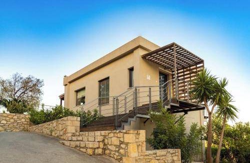 Agios Myronas Villa | 170 m² Villa ∙ 4 bedrooms ∙ 8 guests