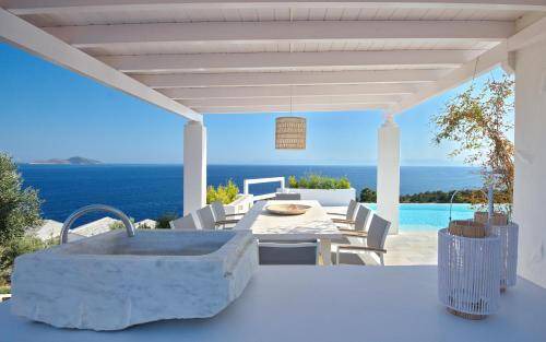 Votsi Villa | 170 m² Villa ∙ 5 bedrooms ∙ 10 guests