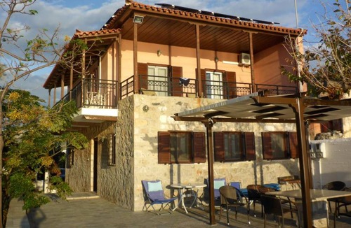 Leonidio House | 175 m² House ∙ 4 bedrooms ∙ 8 guests