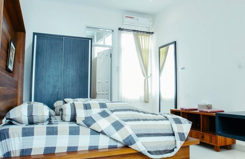 Setiabudi House | 176 m² House ∙ 3 bedrooms ∙ 10 guests