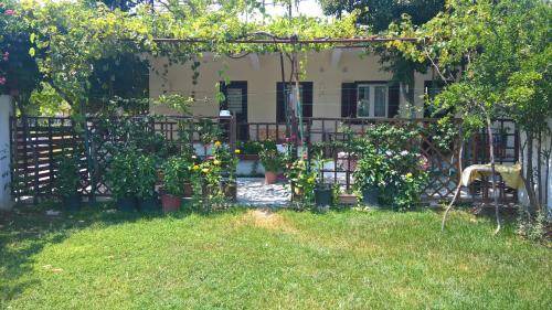 Nea Mesagkala Apartment | 18 m² Serviced apartment ∙ 3 guests