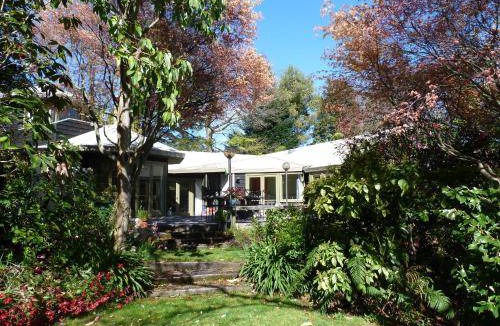 Two Mile Bay Bed & Breakfast | 180 m² Bed and breakfast ∙ 2 guests