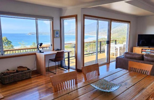 Eaglehawk Neck House | 180 m² House ∙ 3 bedrooms ∙ 8 guests