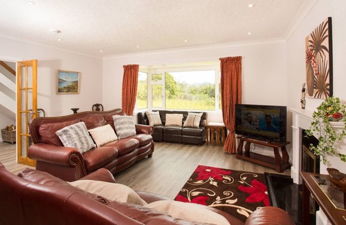 Contin House | 180 m² House ∙ 5 bedrooms ∙ 12 guests