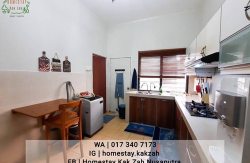 Seri Kembangan House | 186 m² House ∙ 3 bedrooms ∙ 14 guests