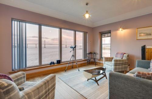 Inverness House | 2 Bed in South Kessock CA324