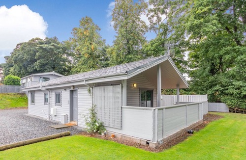 Prestonpans Cabin | 2 bedroom accommodation in Musselburgh, East Lothian
