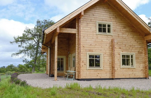 Dingwall Cottage | 2 bedroom accommodation in Culbokie, near Dingwall
