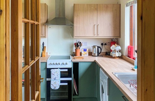 Kingussie Cottage | 2 bedroom accommodation in Inveruglas, near Kingussie