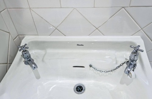 Penicuik Cottage | 2 bedroom accommodation in Penicuik