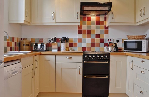 Comrie Cottage | 2 bedroom accommodation in Comrie, near Crieff