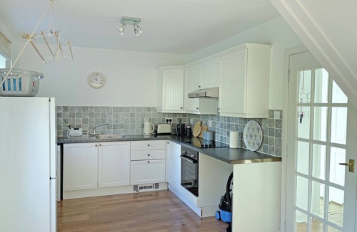 Uphall Cottage | 2 bedroom accommodation in Drumcrosshall, Bathgate near Edinburgh