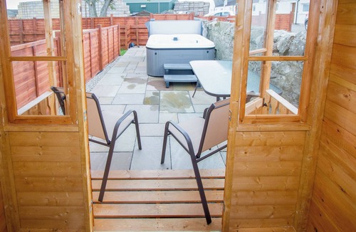 Tain Cottage | 2 bedroom accommodation in Portmahomack, near Tain