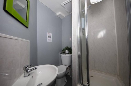 Bruntsfield Apartment | 2 bedroom apartment in city centre location