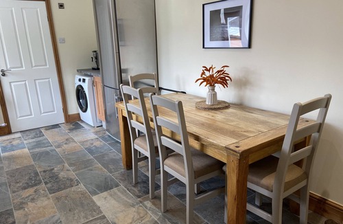 Bo'ness Cottage | 2 Bedroom Cottage in Countryside Near Edinburgh