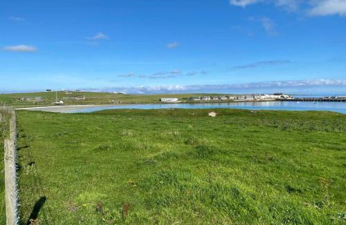 Pierowall House | 2 Bedroom house overlooking Pierowall Bay, Westray