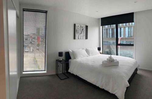 Christchurch City Centre Apartment | 2 Bedrooms apprtmt Plus Underground Parking in CBD