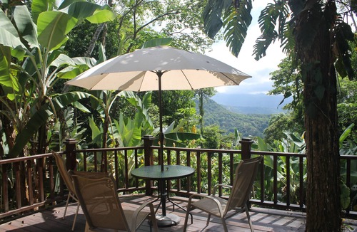 Dominical House | 2 BR and 1 Bath House with guesthouse - sleeps 8. Master bedroom has AC