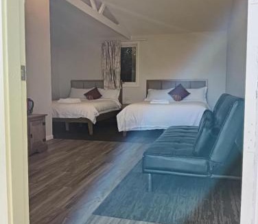 Kawaha Point Apartment | 2 double and 1 sofa beds Chalet D