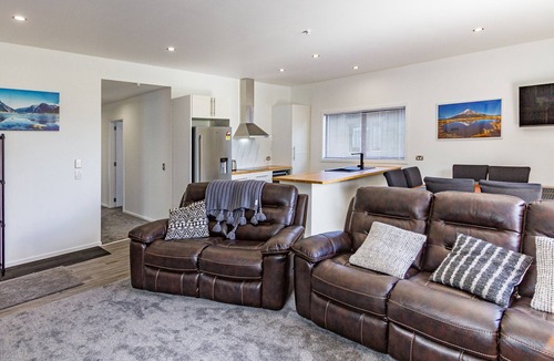 Ohakune House | 2 houses for the price of 1