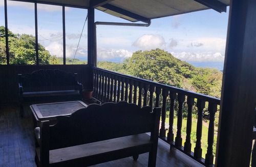 Monteverde House | 2 Story, 6-bedroom home with beautiful views! 1 mile from Cloud Forest Park