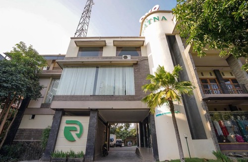 Probolinggo Hotel | 20 m² Hotel ∙ 3 guests