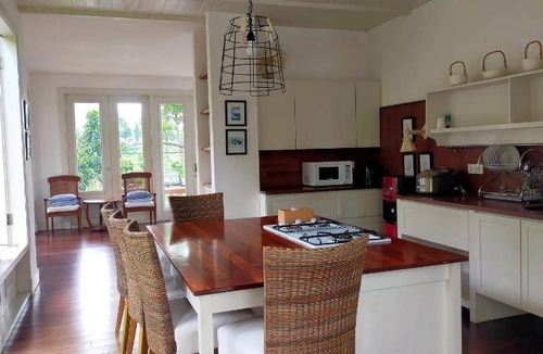 Batu Cabin | 20 m² Lodge ∙ 10 guests