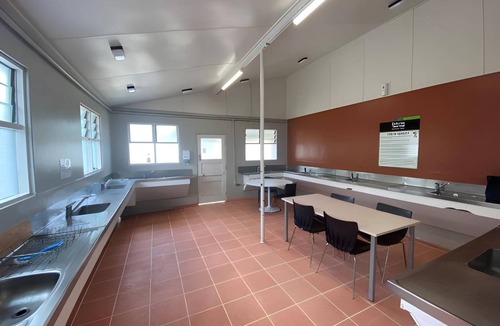 Springfield Hotel | 200 m² Hotel ∙ 2 bedrooms ∙ 127 guests