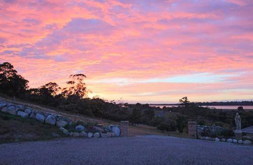 St Helens House | 200 m² House ∙ 3 bedrooms ∙ 8 guests