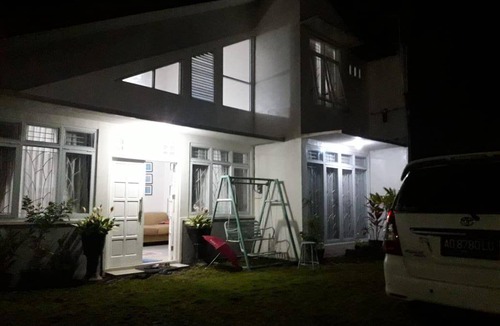 Karanganyar House | 200 m² House ∙ 3 bedrooms ∙ 10 guests