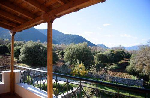 Vlacherna House | 200 m² House ∙ 4 bedrooms ∙ 10 guests