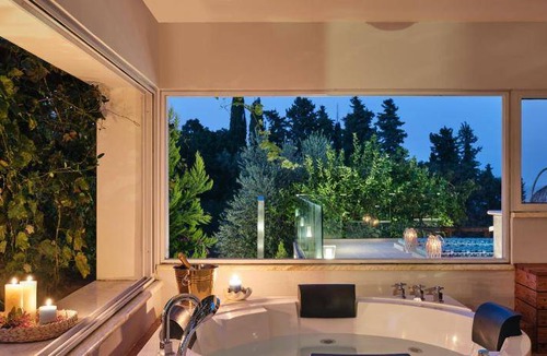 Kypseli Resort | 200 m² Resort ∙ 3 bedrooms ∙ 9 guests
