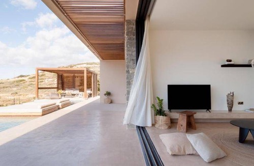 Mochlos Resort | 200 m² Resort ∙ 3 bedrooms ∙ 7 guests
