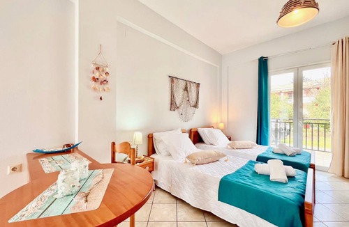 Sidari Villa | 200 m² Villa ∙ 8 bedrooms ∙ 16 guests