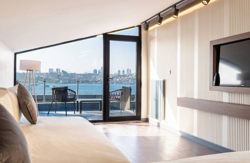 Uskudar Hotel | 216 Bosphorus