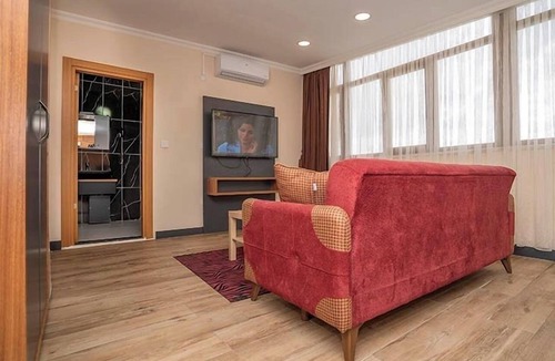 Pendik Apartment | 216 Hill