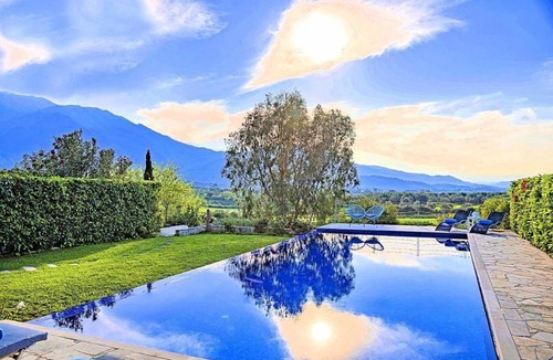 Dramia House | 220 m² House ∙ 5 bedrooms ∙ 15 guests