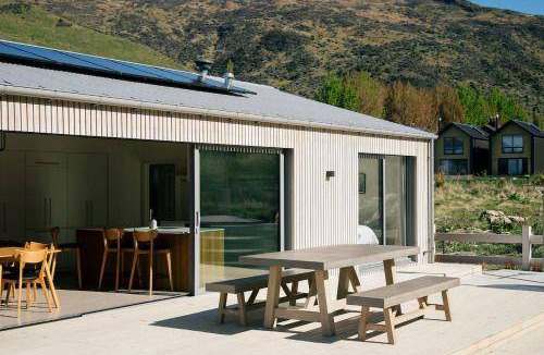 Cardrona Resort | 245 m² Resort ∙ 7 bedrooms ∙ 14 guests