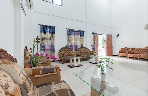Banjarbaru Bed & Breakfast | 25 m² Bed and breakfast ∙ 4 guests