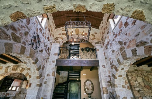 Kalpaki House | 250 m² House ∙ 5 bedrooms ∙ 10 guests