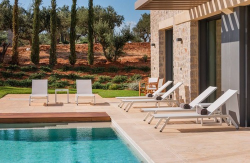 Pylos-Nestoras Villa | 250 m² Villa ∙ 4 bedrooms ∙ 8 guests