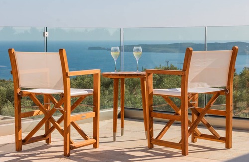 Pylos-Nestoras Villa | 250 m² Villa ∙ 4 bedrooms ∙ 8 guests