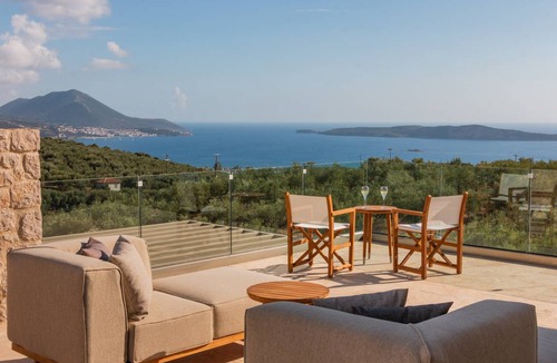 Pylos-Nestoras Villa | 250 m² Villa ∙ 4 bedrooms ∙ 8 guests