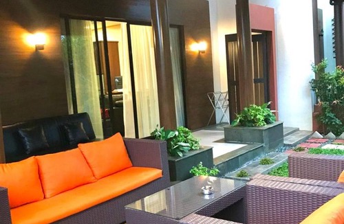 Ciawi Villa | 253 m² Villa ∙ 3 bedrooms ∙ 12 guests