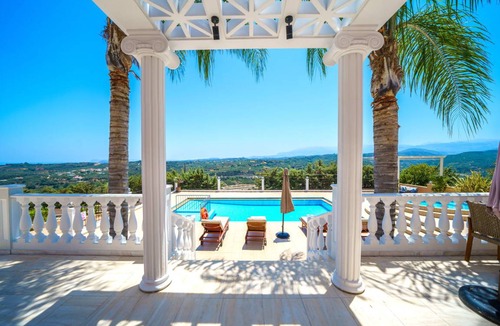 Polemarchi Villa | 260 m² Villa ∙ 3 bedrooms ∙ 6 guests