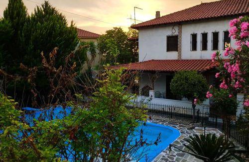 Archaia Olympia House | 280 m² House ∙ 4 bedrooms ∙ 9 guests