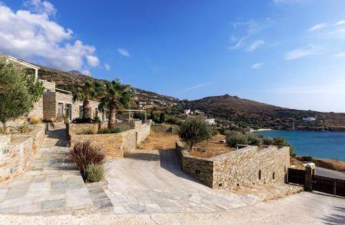 Batsi House | 290 m² House ∙ 5 bedrooms ∙ 11 guests