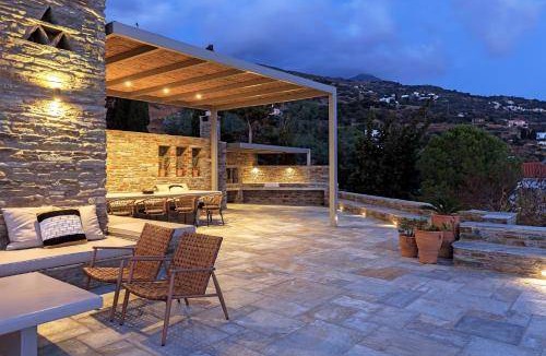 Batsi House | 290 m² House ∙ 5 bedrooms ∙ 11 guests